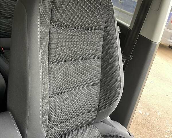 Черный Фольксваген Туран, объемом двигателя 1.4 л и пробегом 207 тыс. км за 10777 $, фото 64 на Automoto.ua