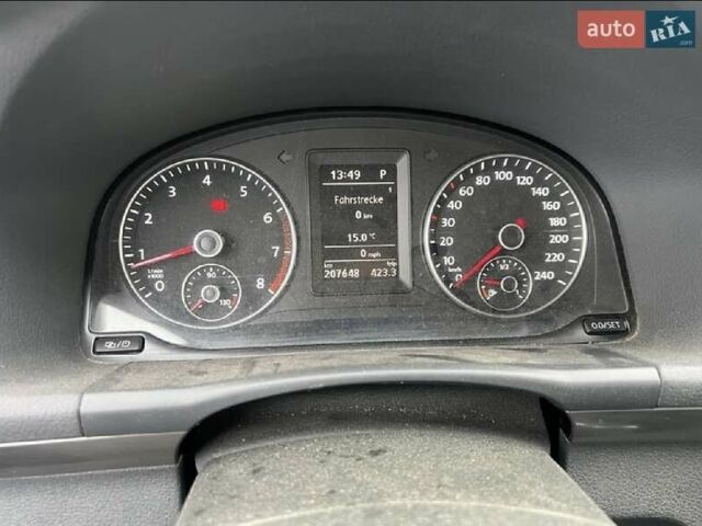 Черный Фольксваген Туран, объемом двигателя 1.4 л и пробегом 207 тыс. км за 10777 $, фото 228 на Automoto.ua