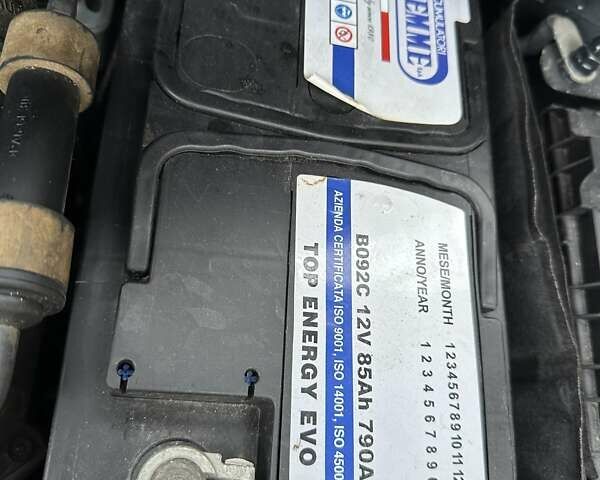 Чорний Фольксваген Туран, об'ємом двигуна 2 л та пробігом 248 тис. км за 13150 $, фото 32 на Automoto.ua