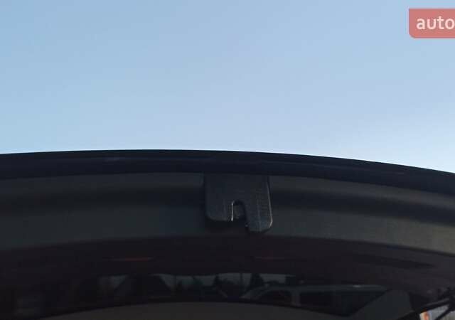 Черный Фольксваген Туран, объемом двигателя 1.6 л и пробегом 165 тыс. км за 13250 $, фото 40 на Automoto.ua