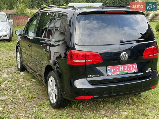 Чорний Фольксваген Туран, об'ємом двигуна 1.6 л та пробігом 253 тис. км за 12700 $, фото 9 на Automoto.ua