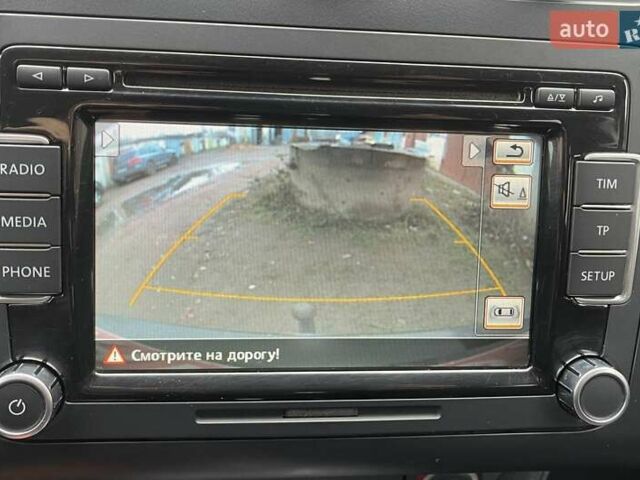 Черный Фольксваген Туран, объемом двигателя 1.4 л и пробегом 207 тыс. км за 10777 $, фото 78 на Automoto.ua