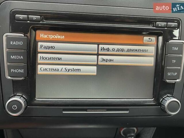 Черный Фольксваген Туран, объемом двигателя 1.4 л и пробегом 207 тыс. км за 10777 $, фото 66 на Automoto.ua