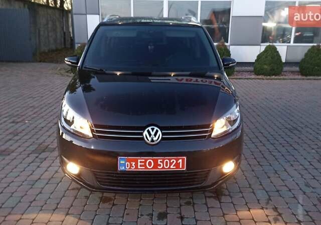 Черный Фольксваген Туран, объемом двигателя 1.6 л и пробегом 165 тыс. км за 13250 $, фото 62 на Automoto.ua