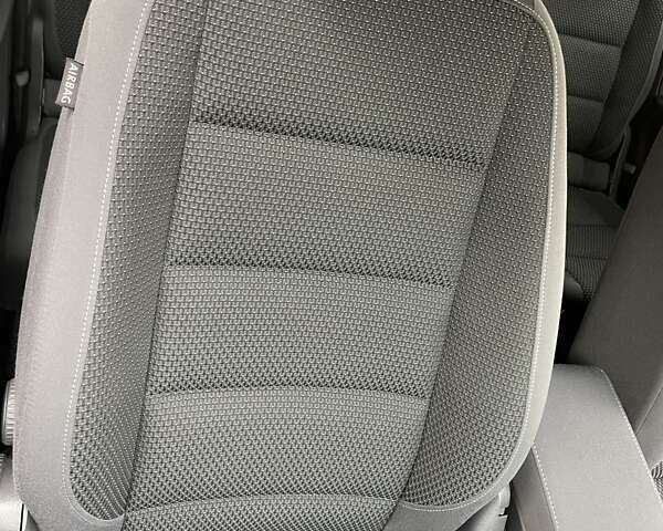 Черный Фольксваген Туран, объемом двигателя 1.4 л и пробегом 207 тыс. км за 10777 $, фото 206 на Automoto.ua