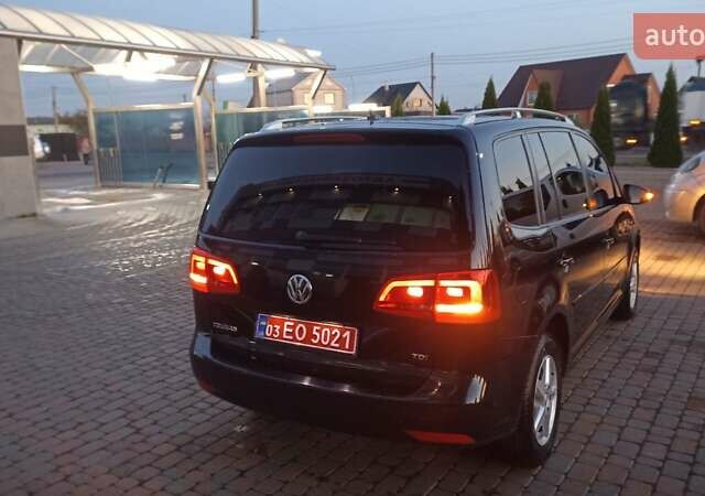 Черный Фольксваген Туран, объемом двигателя 1.6 л и пробегом 165 тыс. км за 13250 $, фото 73 на Automoto.ua