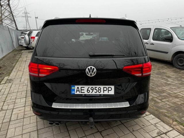 Черный Фольксваген Туран, объемом двигателя 2 л и пробегом 240 тыс. км за 12999 $, фото 5 на Automoto.ua