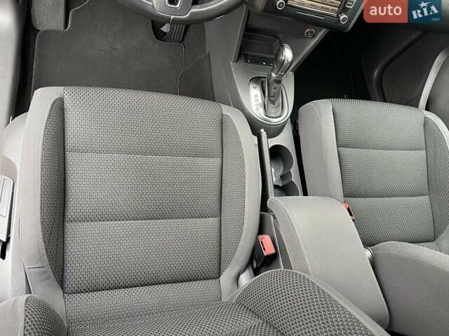 Черный Фольксваген Туран, объемом двигателя 1.4 л и пробегом 207 тыс. км за 10777 $, фото 37 на Automoto.ua