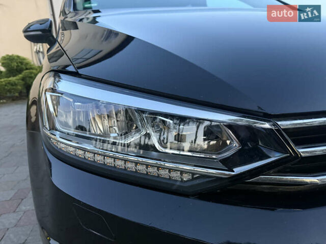 Чорний Фольксваген Туран, об'ємом двигуна 2 л та пробігом 239 тис. км за 16250 $, фото 62 на Automoto.ua