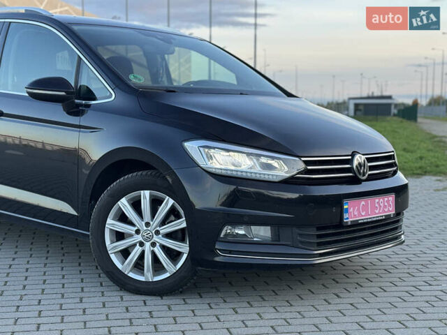 Черный Фольксваген Туран, объемом двигателя 1.97 л и пробегом 260 тыс. км за 15499 $, фото 10 на Automoto.ua