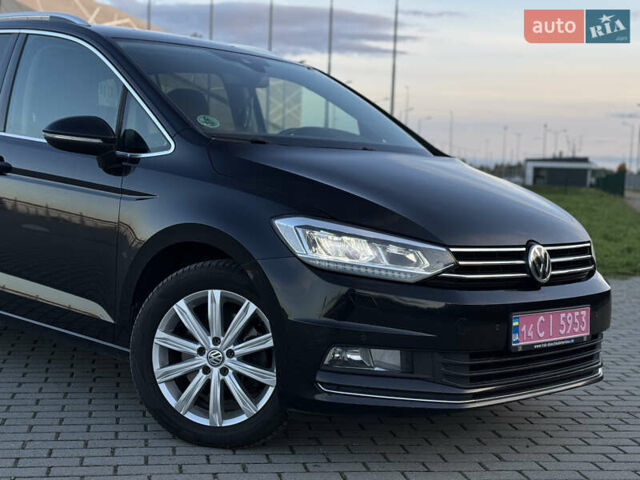 Черный Фольксваген Туран, объемом двигателя 1.97 л и пробегом 260 тыс. км за 15499 $, фото 13 на Automoto.ua