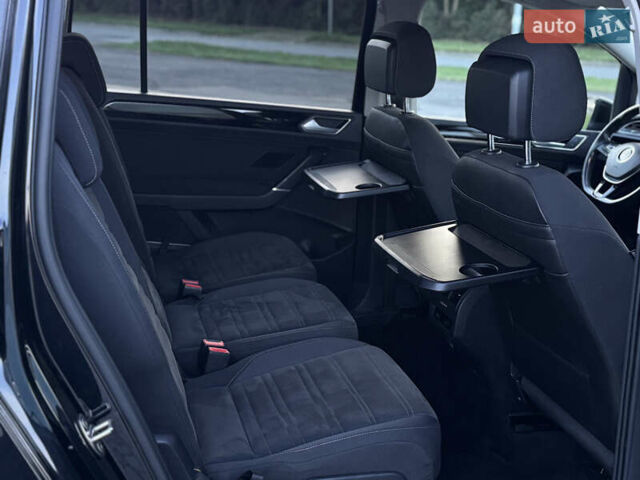 Черный Фольксваген Туран, объемом двигателя 1.97 л и пробегом 260 тыс. км за 15499 $, фото 58 на Automoto.ua