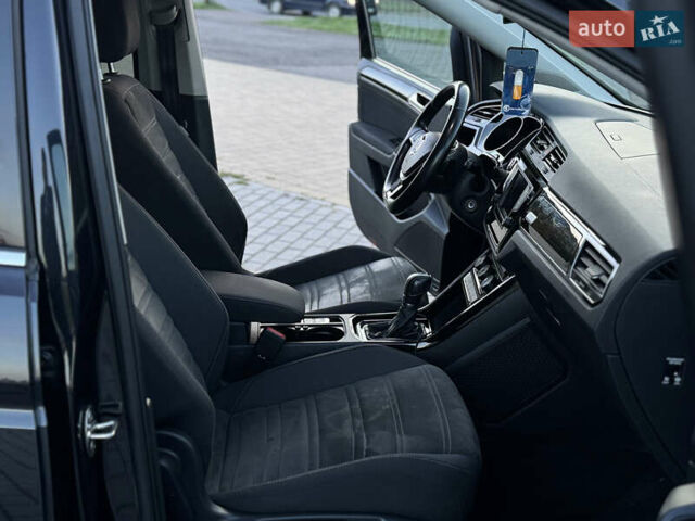 Черный Фольксваген Туран, объемом двигателя 1.97 л и пробегом 260 тыс. км за 15499 $, фото 53 на Automoto.ua