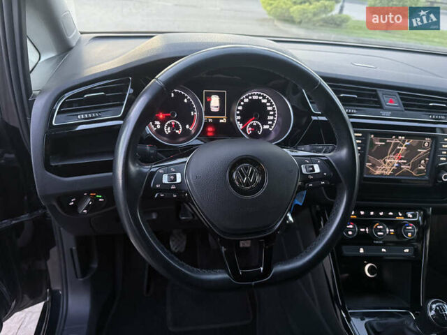 Чорний Фольксваген Туран, об'ємом двигуна 2 л та пробігом 239 тис. км за 16250 $, фото 34 на Automoto.ua