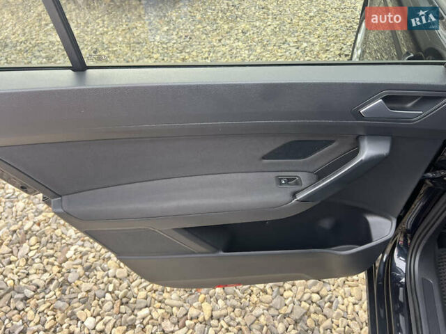 Черный Фольксваген Туран, объемом двигателя 1.6 л и пробегом 197 тыс. км за 14599 $, фото 24 на Automoto.ua