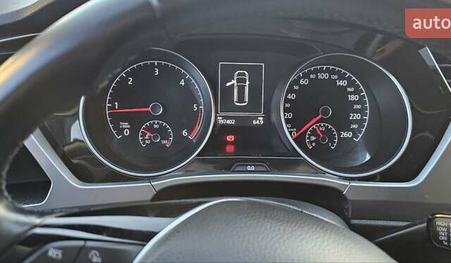 Черный Фольксваген Туран, объемом двигателя 1.6 л и пробегом 197 тыс. км за 14650 $, фото 29 на Automoto.ua