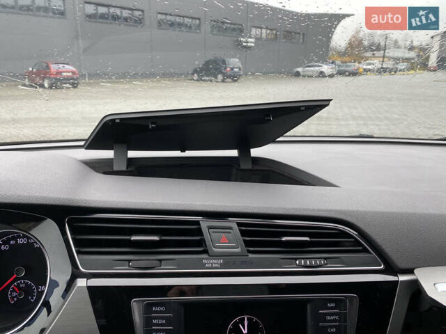 Черный Фольксваген Туран, объемом двигателя 1.97 л и пробегом 242 тыс. км за 14200 $, фото 44 на Automoto.ua