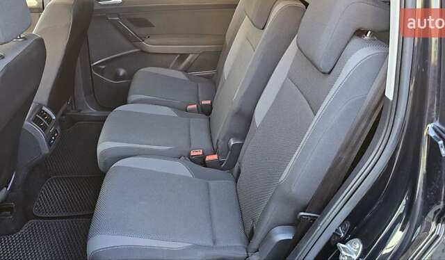 Черный Фольксваген Туран, объемом двигателя 1.6 л и пробегом 197 тыс. км за 14650 $, фото 32 на Automoto.ua