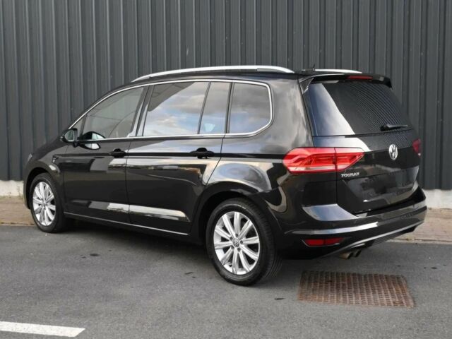 Черный Фольксваген Туран, объемом двигателя 1.8 л и пробегом 53 тыс. км за 16000 $, фото 4 на Automoto.ua