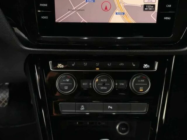 Черный Фольксваген Туран, объемом двигателя 1.8 л и пробегом 53 тыс. км за 16000 $, фото 10 на Automoto.ua