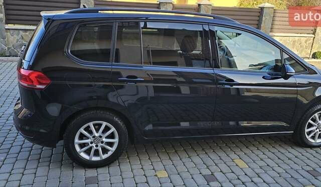 Черный Фольксваген Туран, объемом двигателя 1.6 л и пробегом 197 тыс. км за 14650 $, фото 12 на Automoto.ua