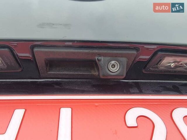 Чорний Фольксваген Туран, об'ємом двигуна 1.6 л та пробігом 207 тис. км за 15800 $, фото 30 на Automoto.ua