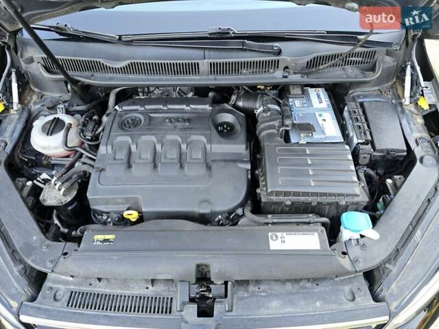 Чорний Фольксваген Туран, об'ємом двигуна 1.97 л та пробігом 240 тис. км за 14700 $, фото 14 на Automoto.ua