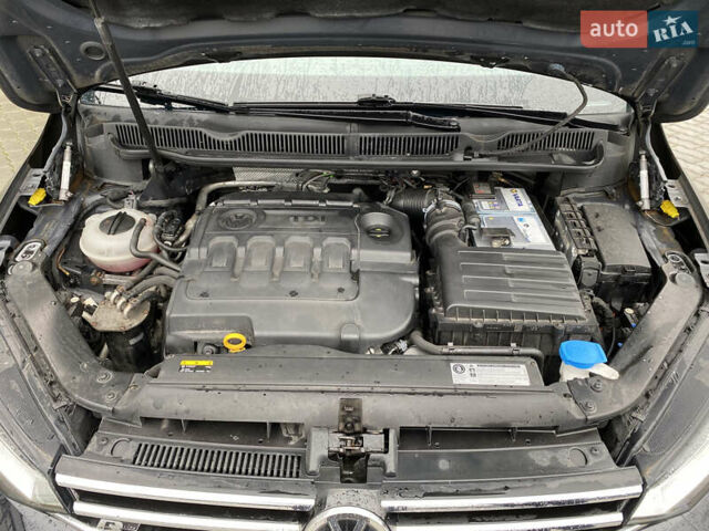 Черный Фольксваген Туран, объемом двигателя 1.97 л и пробегом 242 тыс. км за 14200 $, фото 8 на Automoto.ua