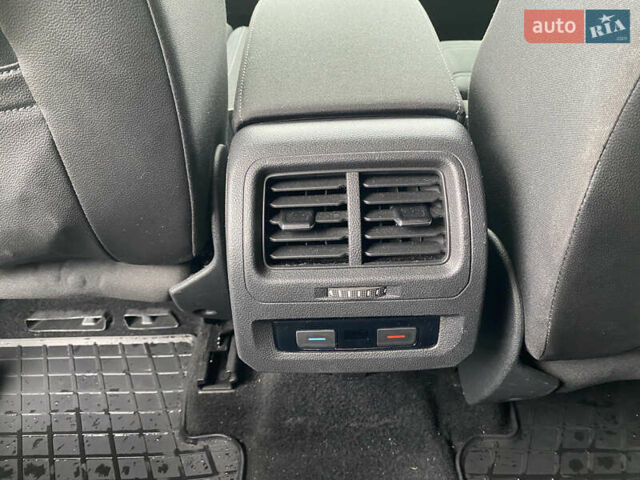 Черный Фольксваген Туран, объемом двигателя 1.97 л и пробегом 242 тыс. км за 14200 $, фото 18 на Automoto.ua