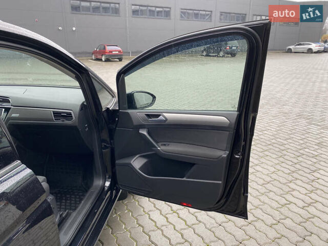 Черный Фольксваген Туран, объемом двигателя 1.97 л и пробегом 242 тыс. км за 14200 $, фото 25 на Automoto.ua