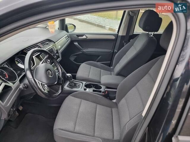 Чорний Фольксваген Туран, об'ємом двигуна 1.6 л та пробігом 207 тис. км за 15800 $, фото 17 на Automoto.ua