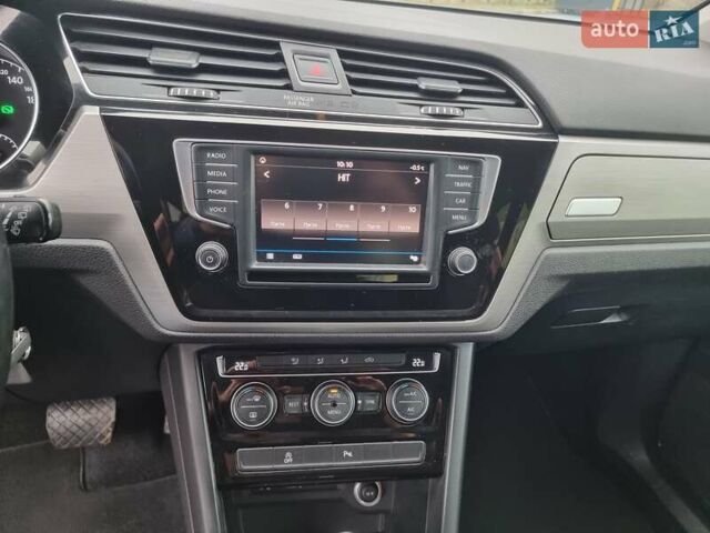 Чорний Фольксваген Туран, об'ємом двигуна 1.6 л та пробігом 207 тис. км за 15800 $, фото 24 на Automoto.ua