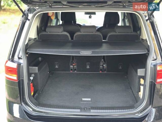 Чорний Фольксваген Туран, об'ємом двигуна 1.97 л та пробігом 240 тис. км за 14700 $, фото 47 на Automoto.ua