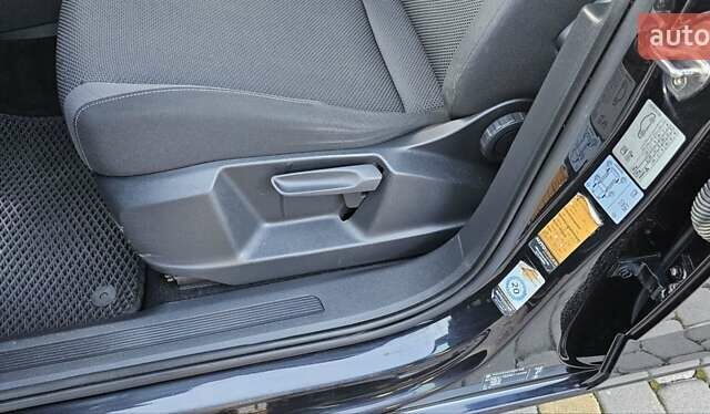 Черный Фольксваген Туран, объемом двигателя 1.6 л и пробегом 197 тыс. км за 14650 $, фото 21 на Automoto.ua