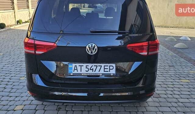 Черный Фольксваген Туран, объемом двигателя 1.6 л и пробегом 197 тыс. км за 14650 $, фото 2 на Automoto.ua