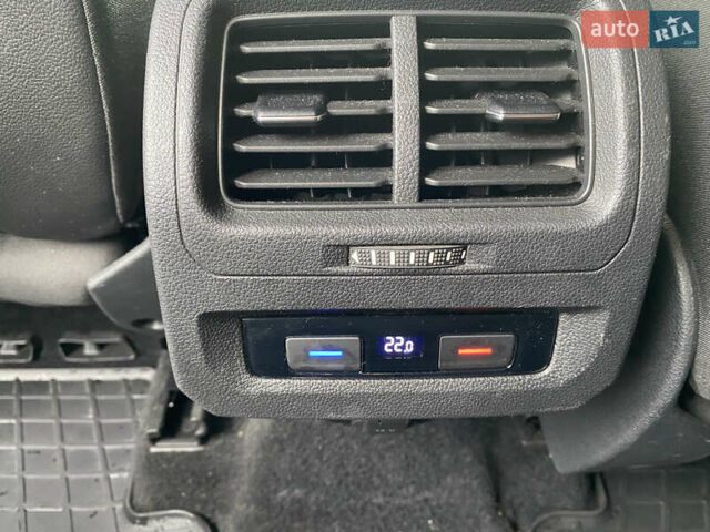 Черный Фольксваген Туран, объемом двигателя 1.97 л и пробегом 242 тыс. км за 14200 $, фото 45 на Automoto.ua