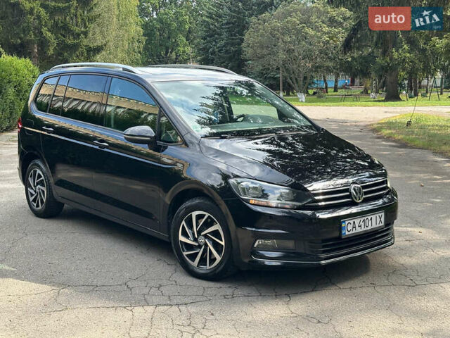 Чорний Фольксваген Туран, об'ємом двигуна 1.97 л та пробігом 260 тис. км за 18000 $, фото 5 на Automoto.ua
