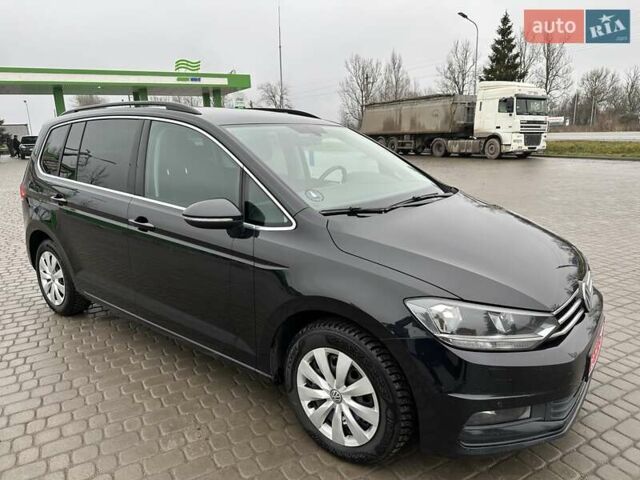 Черный Фольксваген Туран, объемом двигателя 1.6 л и пробегом 162 тыс. км за 16650 $, фото 1 на Automoto.ua
