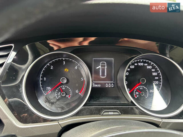 Чорний Фольксваген Туран, об'ємом двигуна 1.97 л та пробігом 260 тис. км за 18000 $, фото 13 на Automoto.ua