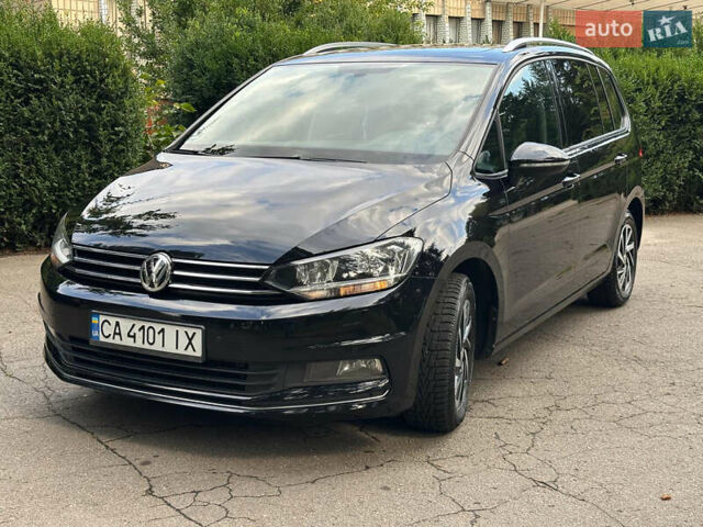 Чорний Фольксваген Туран, об'ємом двигуна 1.97 л та пробігом 260 тис. км за 18000 $, фото 1 на Automoto.ua