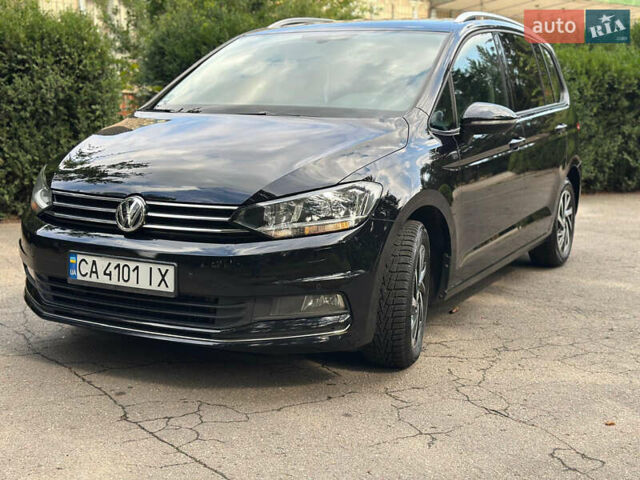 Чорний Фольксваген Туран, об'ємом двигуна 1.97 л та пробігом 260 тис. км за 18000 $, фото 3 на Automoto.ua