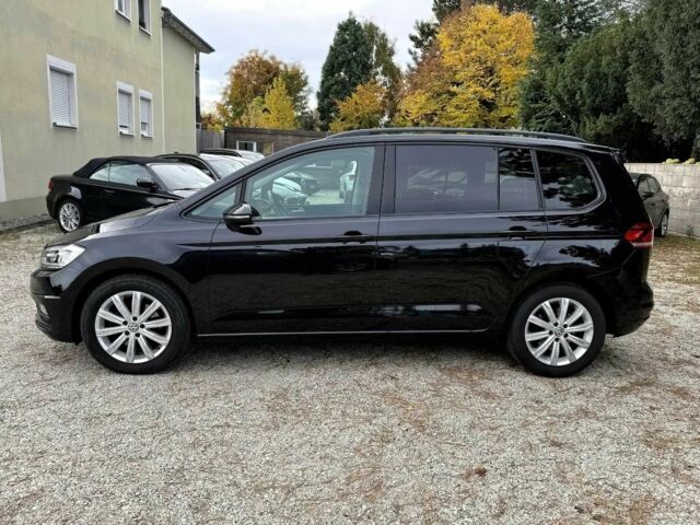 Чорний Фольксваген Туран, об'ємом двигуна 2 л та пробігом 44 тис. км за 12000 $, фото 3 на Automoto.ua