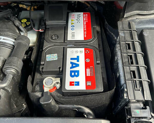 Чорний Фольксваген Туран, об'ємом двигуна 1.97 л та пробігом 260 тис. км за 18000 $, фото 28 на Automoto.ua