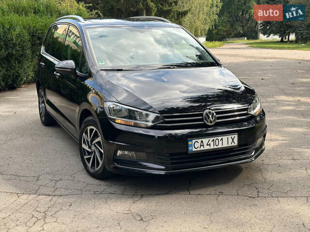 Чорний Фольксваген Туран, об'ємом двигуна 1.97 л та пробігом 260 тис. км за 18000 $, фото 4 на Automoto.ua