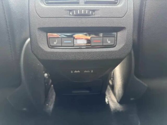 Черный Фольксваген Туран, объемом двигателя 2 л и пробегом 49 тыс. км за 12100 $, фото 8 на Automoto.ua