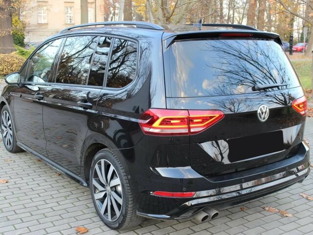 Черный Фольксваген Туран, объемом двигателя 1.8 л и пробегом 39 тыс. км за 5600 $, фото 4 на Automoto.ua