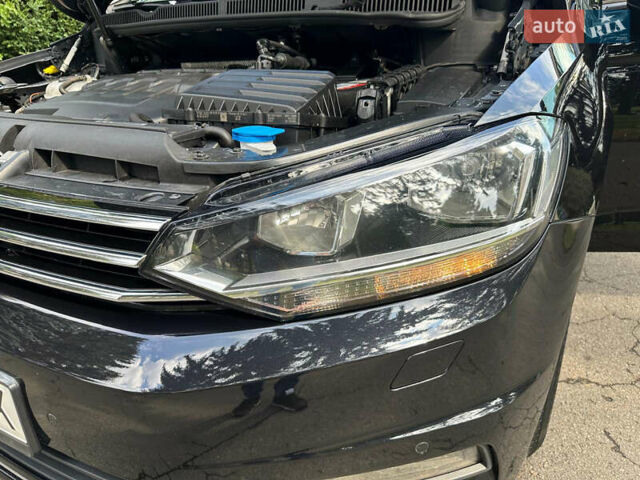 Чорний Фольксваген Туран, об'ємом двигуна 1.97 л та пробігом 260 тис. км за 18000 $, фото 29 на Automoto.ua