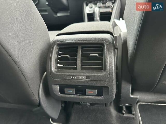 Черный Фольксваген Туран, объемом двигателя 1.6 л и пробегом 162 тыс. км за 16650 $, фото 23 на Automoto.ua