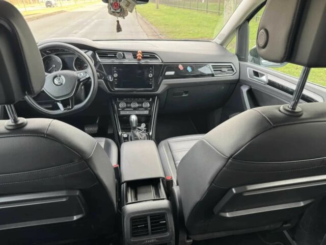 Черный Фольксваген Туран, объемом двигателя 2 л и пробегом 35 тыс. км за 6700 $, фото 8 на Automoto.ua