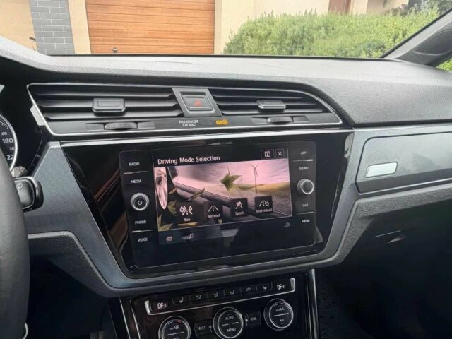 Черный Фольксваген Туран, объемом двигателя 0 л и пробегом 87 тыс. км за 12000 $, фото 7 на Automoto.ua